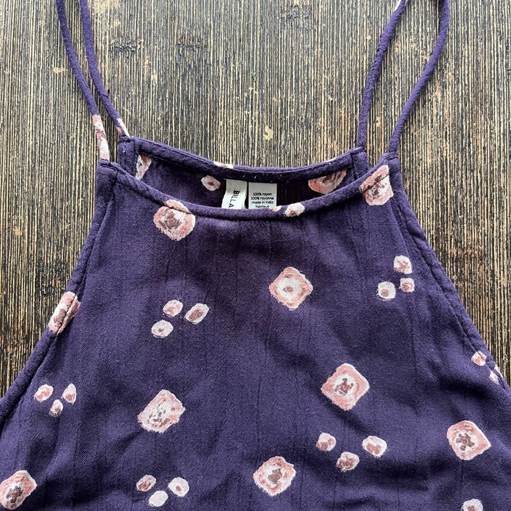 Billabong top! - Picture 3 of 3